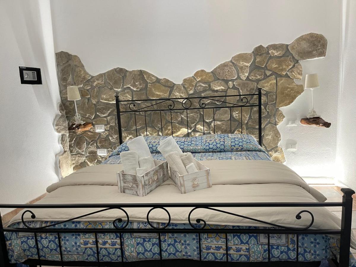Canne Al Vento 콰르투 산텔레나 외부 사진